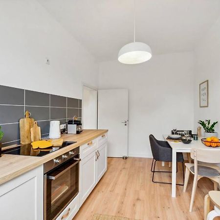 Wuppertaler Altbau-Traum Gutenberg - Naehe Dus & Dortmund & Koeln & Essen Lägenhet Exteriör bild